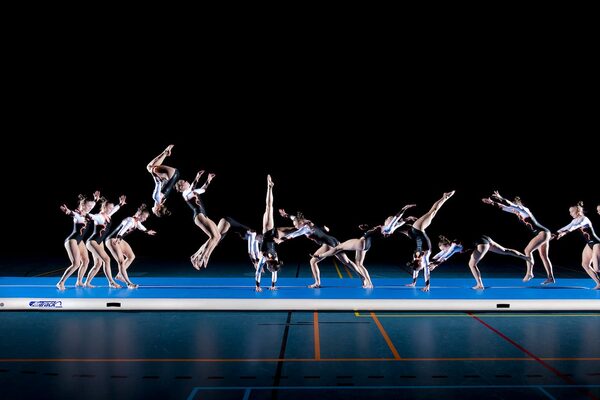 Professionele Airtracks en Opblaasbare Gymmatten voor Thuis Kopen Online bij JB Inflatables. AirTracks in Roze en Blauw