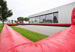 Verplaatsbare en opblaasbare voetbalboarding kopenBuy portable and inflatable football boarding