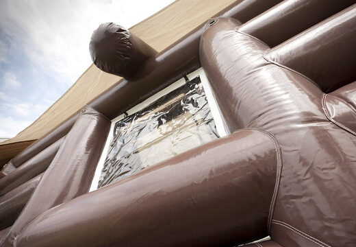 Buy unique inflatable Aprés Ski Hut with a standard size of 7 by 5 by 4 meters for both young and old. Order inflatable winter attractions now online at JB Inflatables America