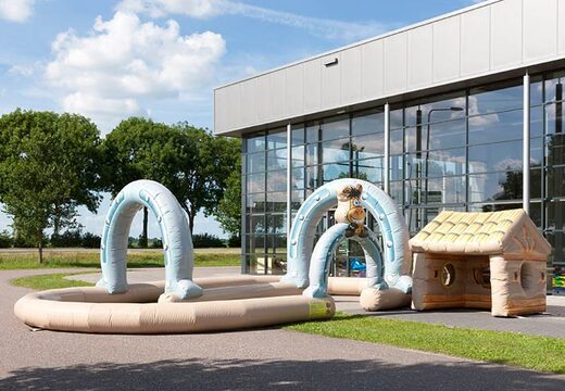 Wild west race track