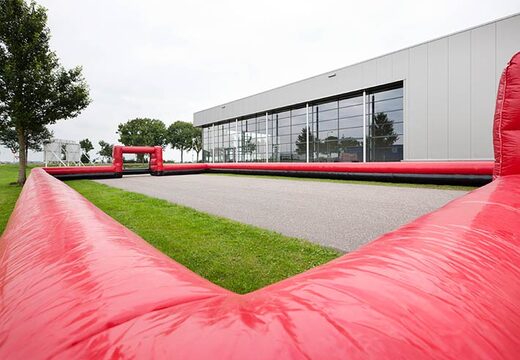 Verplaatsbare en opblaasbare voetbalboarding kopenBuy portable and inflatable football boarding