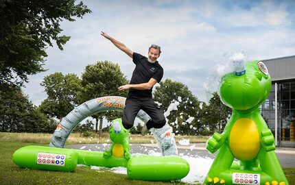 Opblaasbare bubble parken kopen voor kinderen in dino thema